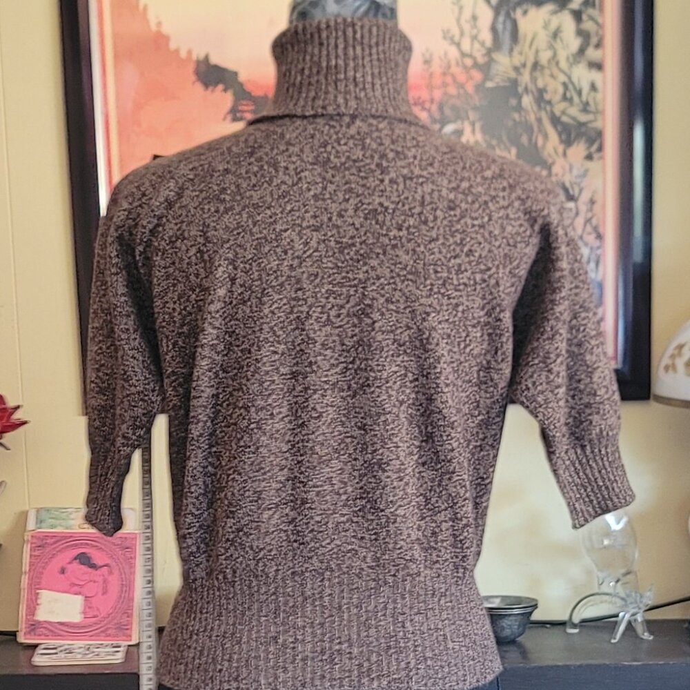 Neiman Marcus Cashmere sweater - Picture 6 of 7